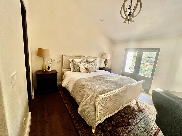 7027 Valley Knoll Rd — Photo 18