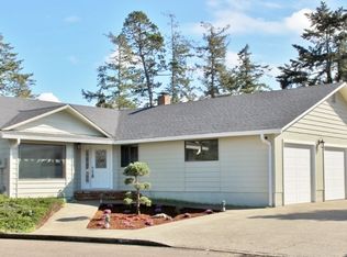 2315 11th St, North Bend, OR 97459