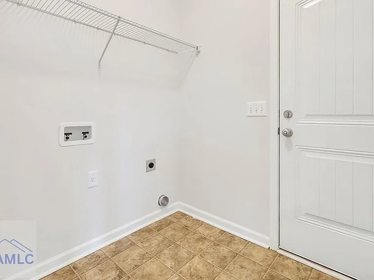 64 Brandonwood Rd NE — Photo 18