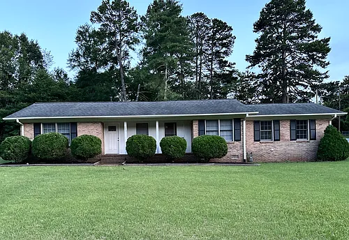 200 Skyview Dr Photo 1