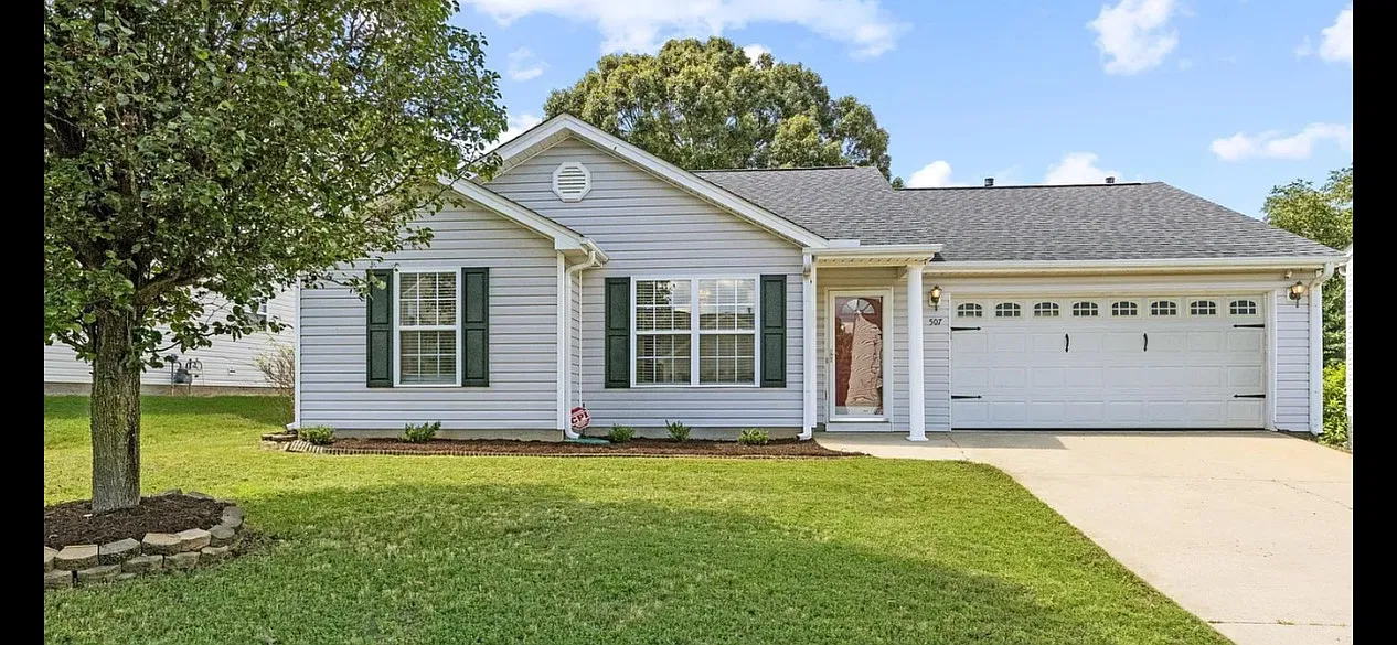 507 Hamilton Chase Dr — Photo 1
