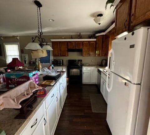 3rd image of 440 Fountaintown Road