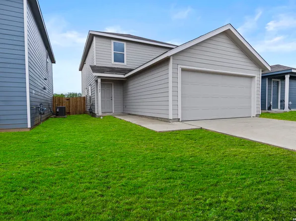 12907 Kathleen St, St Hedwig, TX 78152