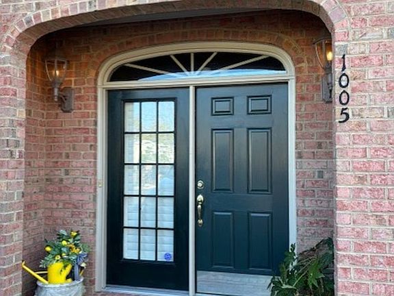 2nd image of 1005 Draketail Ln