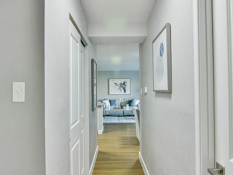Verona at District Heights — Photo 28