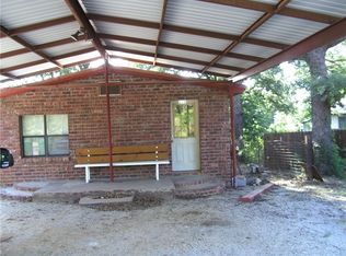 215 N Ostrom Ave, Eastland, TX 76448