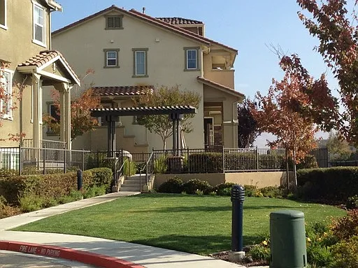 1058 Luz Del Sol Loop photo 1