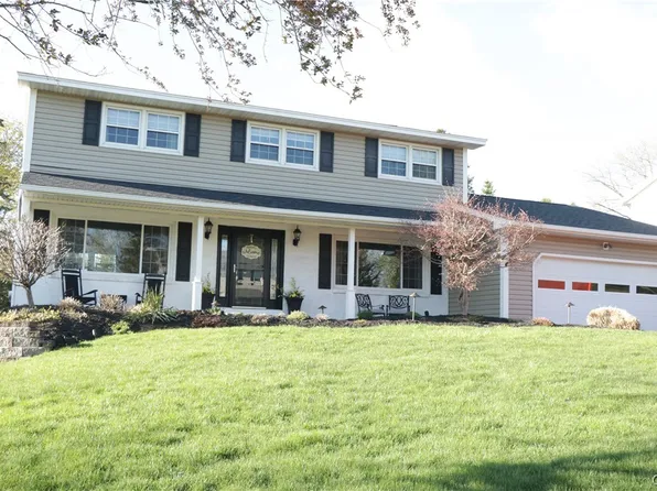 4901 Edgeworth Dr, Manlius, NY 13104