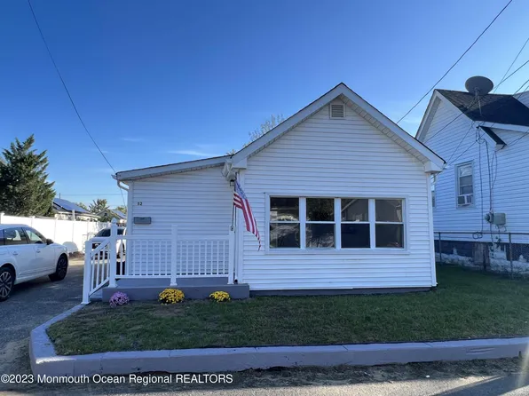 52 Frederick Place, Keansburg, NJ 07734