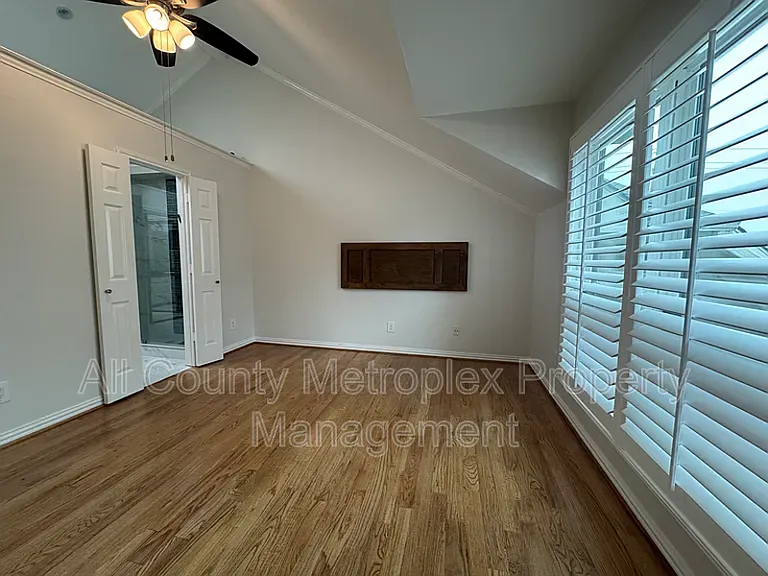 6015 Willow Wood Ln — Photo 9