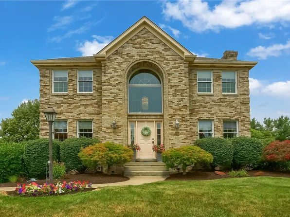 313 Grail Hill Ct, Oakdale, PA 15071