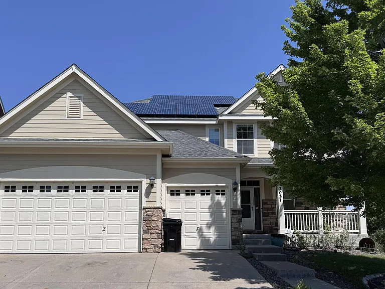7031 S Oak Hill Cir — Photo 1