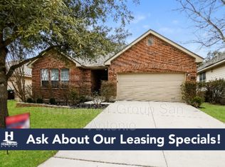 15222 Redbird Mnr, San Antonio, TX 78253