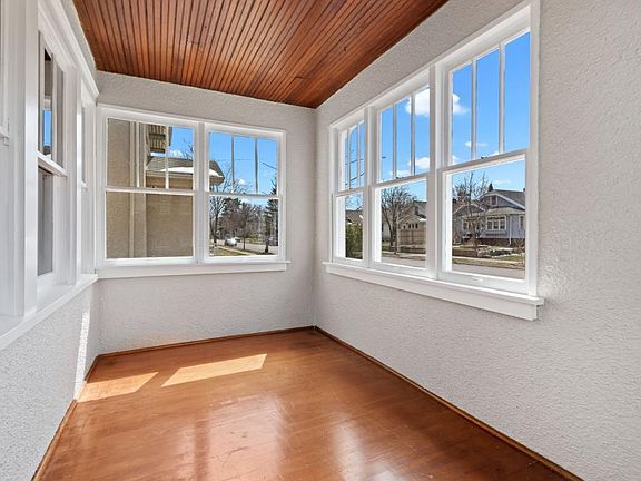 2nd image of 3515 36th Ave S