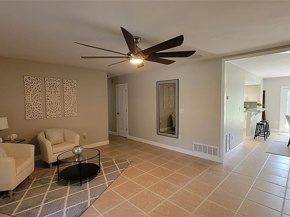 5th image of 1139 Sleepy Hollow Ct