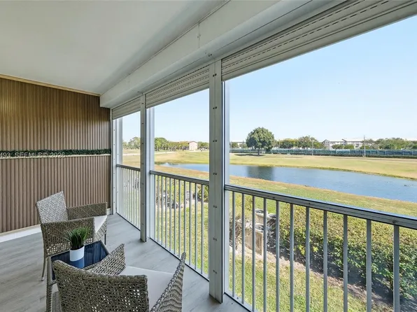 901 SW 128th Ter APT 204A, Pembroke Pines, FL 33027