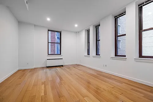 37 Wall St #11J Photo 1