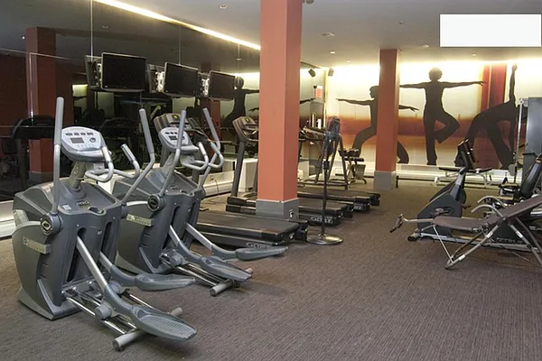 Rented by Corcoran | media 23