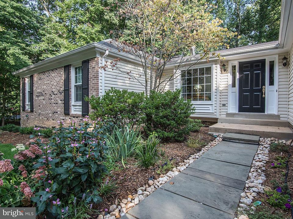 10842 Oakcrest Ct, Fairfax, VA 22030 Zillow