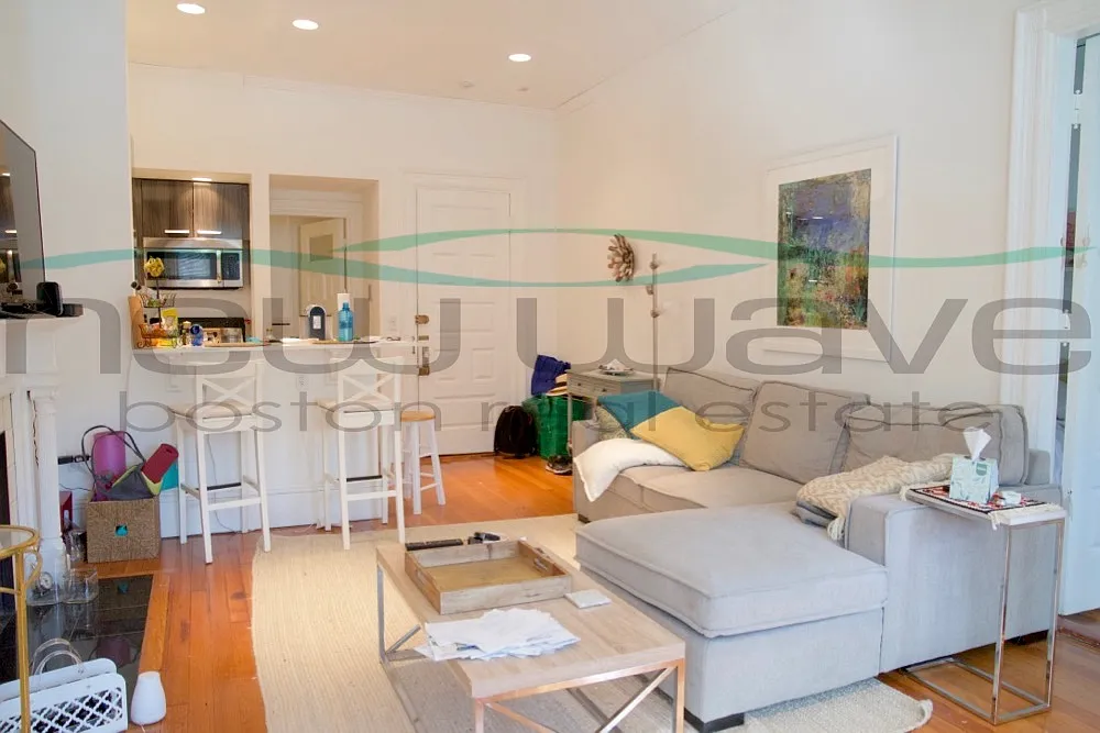 1 bed, 550 sqft, $3,200 — Photo 2