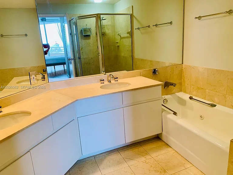 888 Brickell Key Dr #1612 — Photo 18