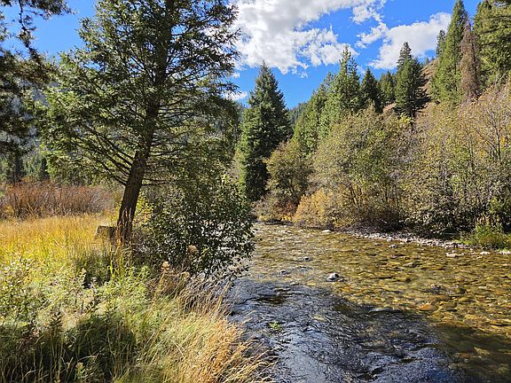 4th image of 999 Warm Springs Rd