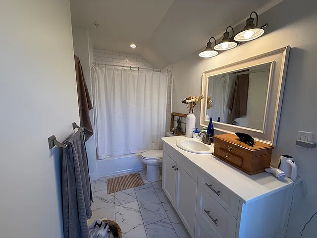 19 Main St #1 — Photo 4