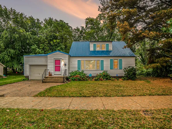 518 Fruit St, South Haven, MI 49090