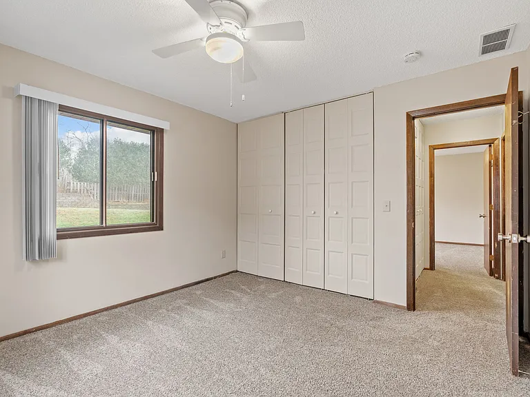 Griffin Court Apartments — Photo 46