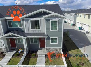 1087 W Emerald Pools Ln, Bluffdale, UT 84065
