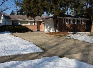 128 S Lancaster St, Mount Prospect, IL 60056