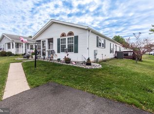 97 Acorn Ct E, New Hope, PA 18938