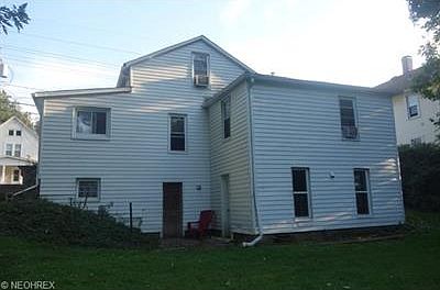 2nd image of 126 E Bergey St
