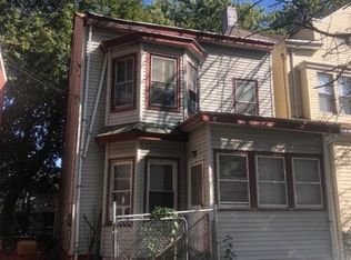699 E 24th St, Paterson, NJ 07504
