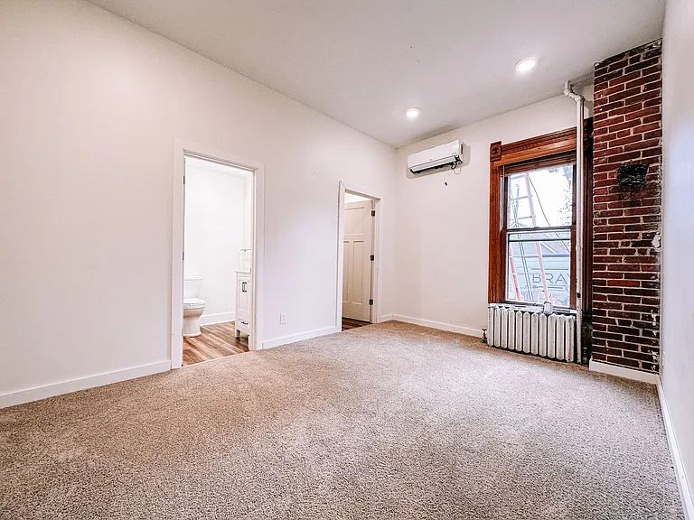 508 N Washington St — Photo 47