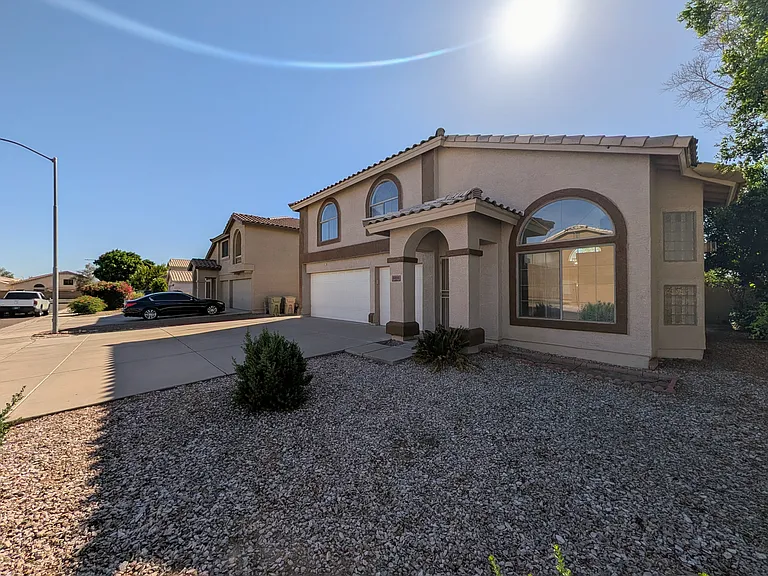 6416 N 78th Ln — Photo 26