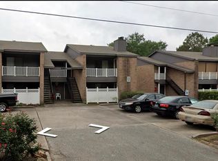 927 Carrell St #4, Tomball, TX 77375