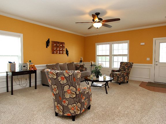 3rd image of 4767 Southbury Ct