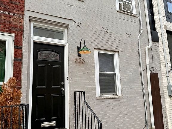 2nd image of 538 Gerritt St