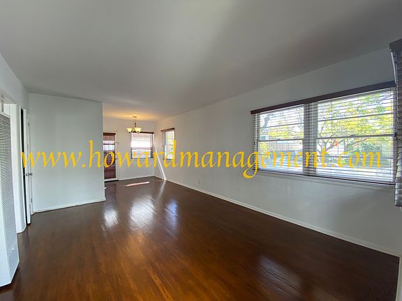 3rd image of 1143 Harvard St APT A