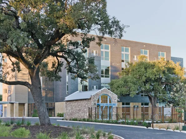 Eight Forty Apartments, 840 E Mulberry Ave APT 405, San Antonio, TX 78212