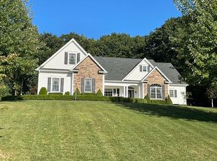 25 Ellsworth Ln, Ellington, CT 06029