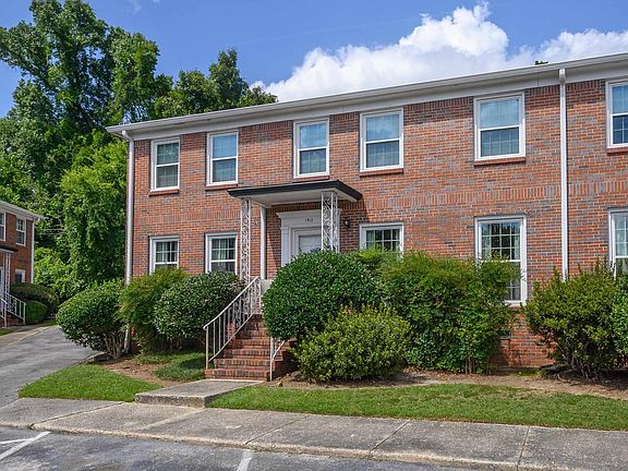 2nd image of 1912 Laurel Rd #1912