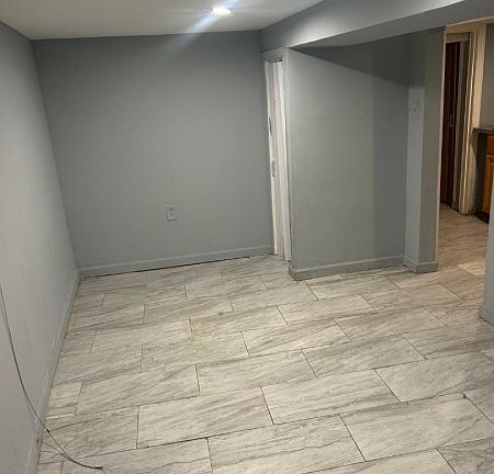 4th image of 547 Fulton St