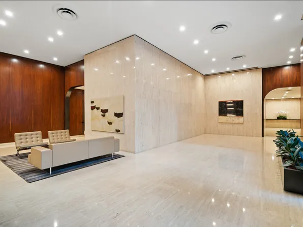 425 East 58th Street image 20 of 22