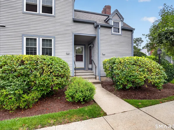 85 Gate Ridge Road #85, Fairfield, CT 06825