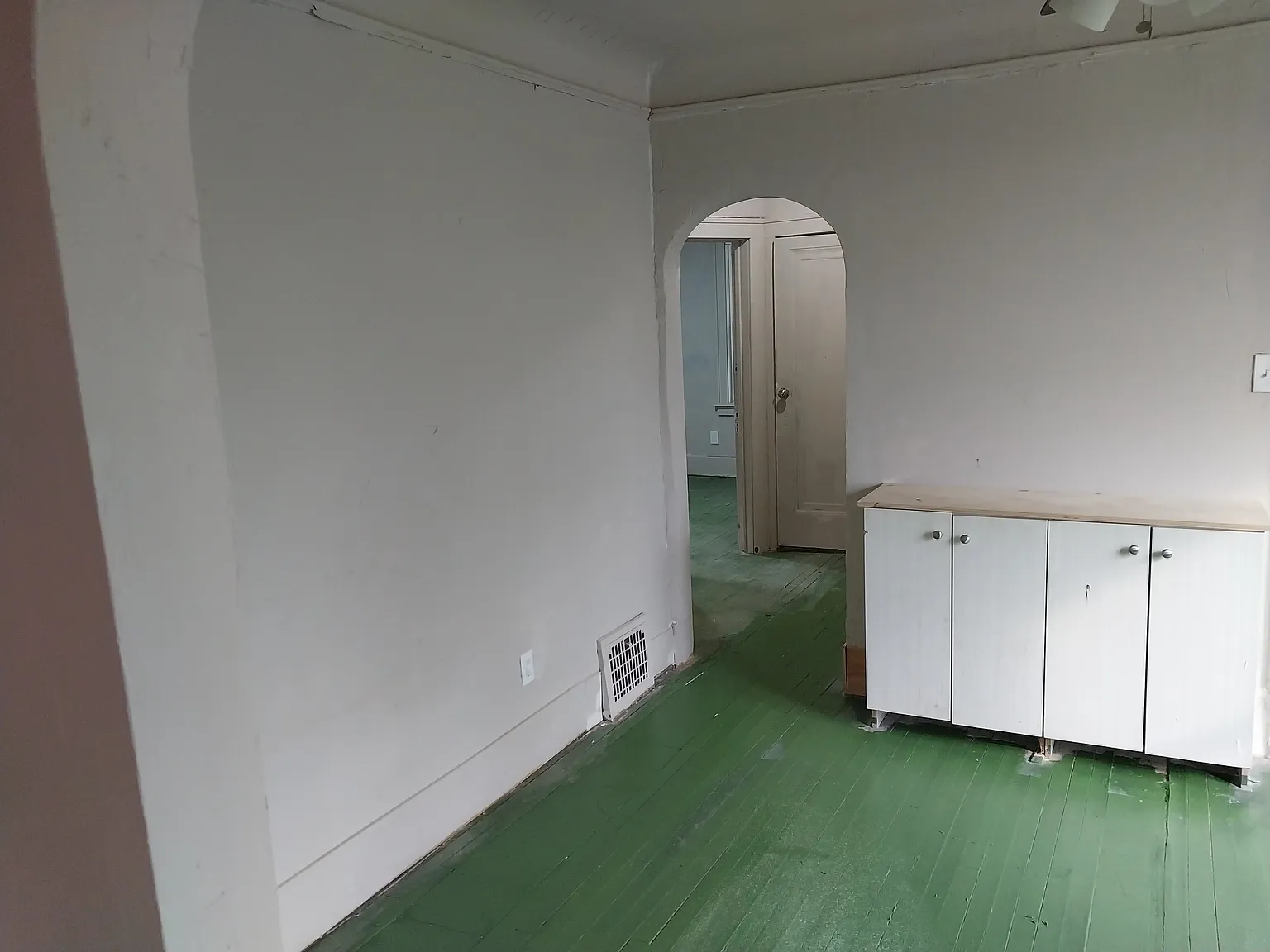 15350 Alden St — Photo 2