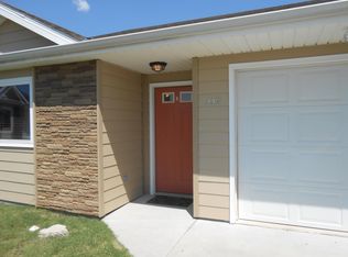 532 Grainfield St, Manhattan, KS 66502