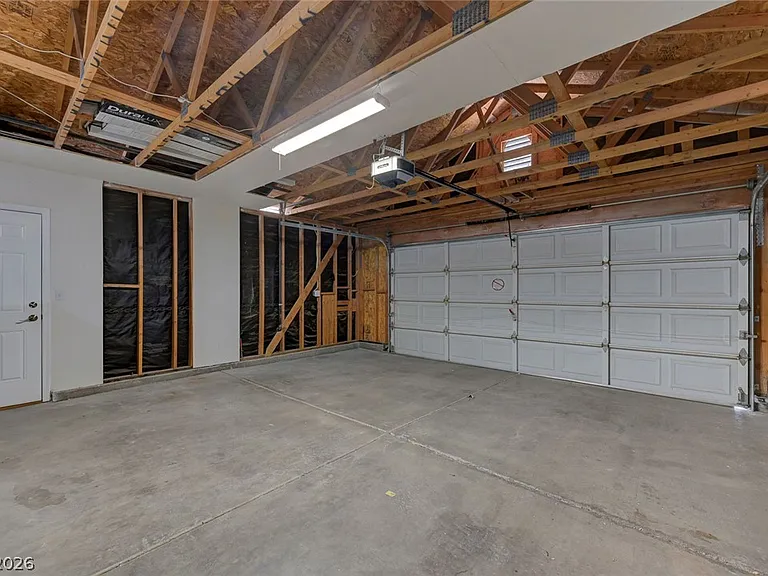 8863 Haviland Rd — Photo 37