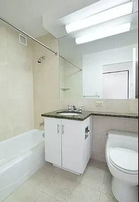 Rented by REAL New York | media 6